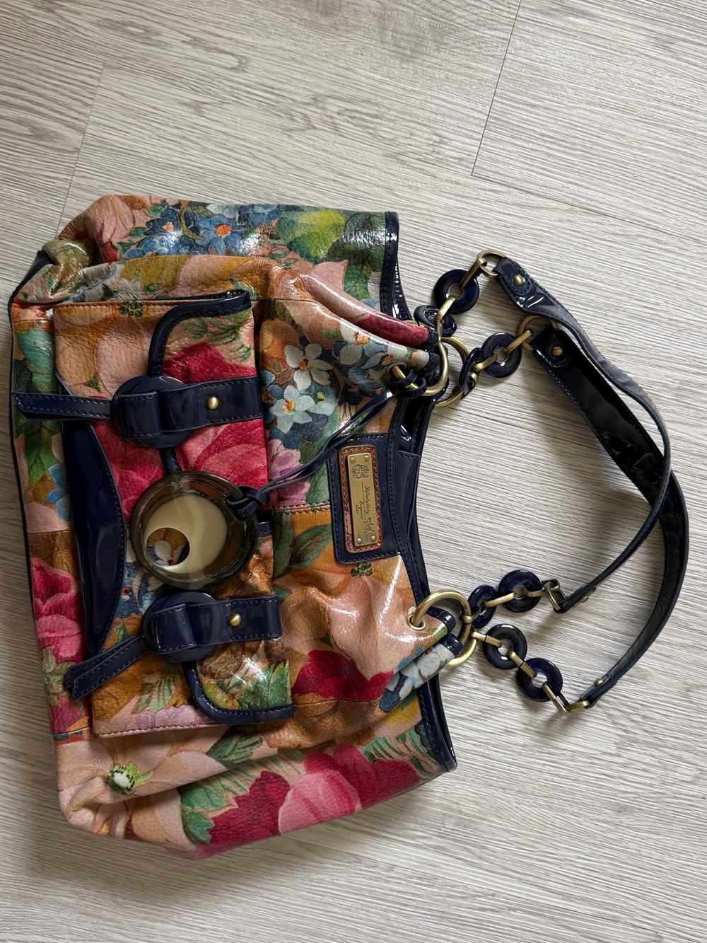 Vintage Sharif Originals Floral Patent Leather Handbag / Shoulder Bag